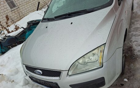 Ford Focus II рестайлинг, 2005 год, 335 000 рублей, 1 фотография