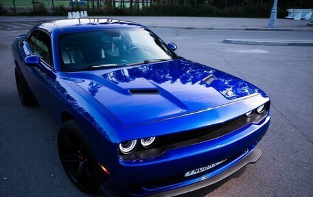 Dodge Challenger III рестайлинг 2, 2020 год, 4 070 000 рублей, 5 фотография