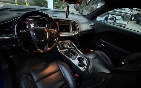 Dodge Challenger III рестайлинг 2, 2020 год, 4 070 000 рублей, 12 фотография