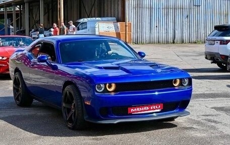 Dodge Challenger III рестайлинг 2, 2020 год, 4 070 000 рублей, 8 фотография