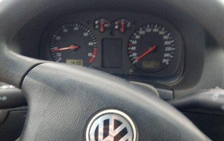 Volkswagen Golf IV, 1998 год, 285 000 рублей, 2 фотография