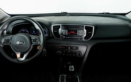 KIA Sportage IV рестайлинг, 2018 год, 1 960 000 рублей, 7 фотография