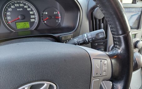 Hyundai Grand Starex Grand Starex I рестайлинг 2, 2009 год, 1 300 000 рублей, 13 фотография