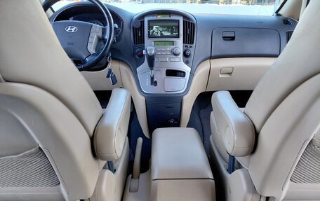 Hyundai Grand Starex Grand Starex I рестайлинг 2, 2009 год, 1 300 000 рублей, 20 фотография