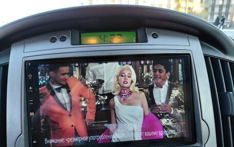 Hyundai Grand Starex Grand Starex I рестайлинг 2, 2009 год, 1 300 000 рублей, 33 фотография