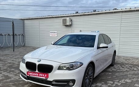 BMW 5 серия, 2015 год, 1 790 000 рублей, 8 фотография