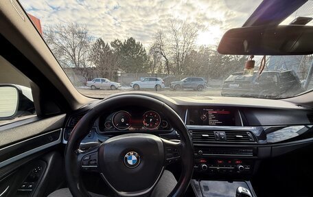 BMW 5 серия, 2015 год, 1 790 000 рублей, 12 фотография