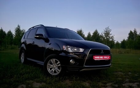 Mitsubishi Outlander III рестайлинг 3, 2011 год, 1 250 000 рублей, 6 фотография