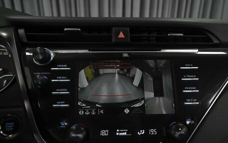 Toyota Camry, 2018 год, 3 069 000 рублей, 14 фотография