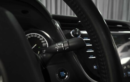 Toyota Camry, 2018 год, 3 069 000 рублей, 22 фотография