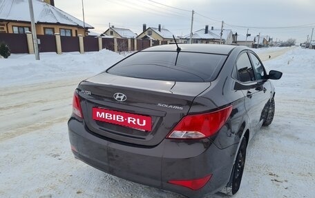 Hyundai Solaris II рестайлинг, 2015 год, 850 000 рублей, 2 фотография