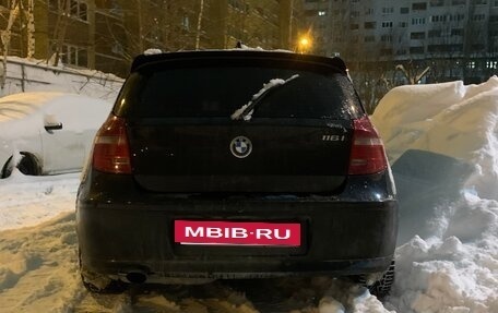 BMW 1 серия, 2011 год, 999 999 рублей, 3 фотография