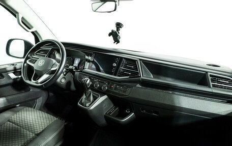 Volkswagen Multivan T6 рестайлинг, 2021 год, 5 264 000 рублей, 9 фотография