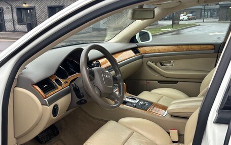 Audi A8, 2006 год, 1 300 000 рублей, 6 фотография