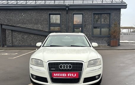 Audi A8, 2006 год, 1 300 000 рублей, 3 фотография