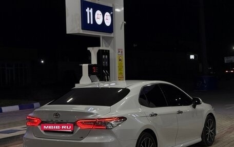 Toyota Camry, 2021 год, 4 370 000 рублей, 5 фотография