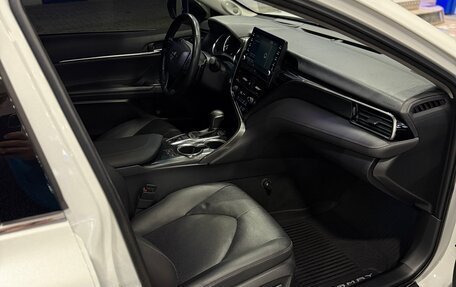 Toyota Camry, 2021 год, 4 370 000 рублей, 13 фотография