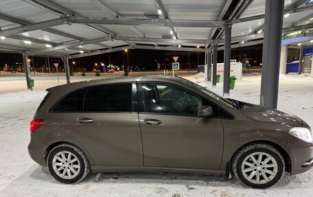 Mercedes-Benz B-Класс, 2013 год, 1 050 000 рублей, 4 фотография