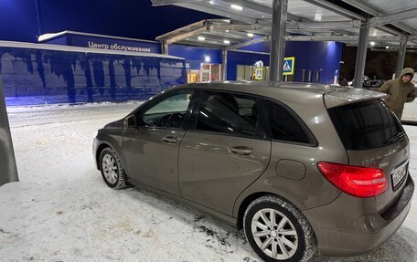 Mercedes-Benz B-Класс, 2013 год, 1 050 000 рублей, 10 фотография