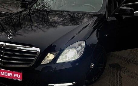 Mercedes-Benz E-Класс, 2012 год, 1 800 000 рублей, 7 фотография