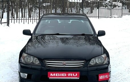 Toyota Altezza, 1998 год, 1 400 000 рублей, 2 фотография