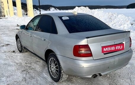 Audi A4, 1999 год, 345 000 рублей, 3 фотография