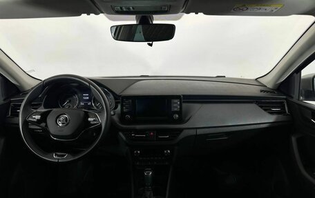 Skoda Rapid II, 2021 год, 1 720 000 рублей, 7 фотография