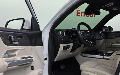 Mercedes-Benz GLB, 2023 год, 2 122 040 рублей, 12 фотография