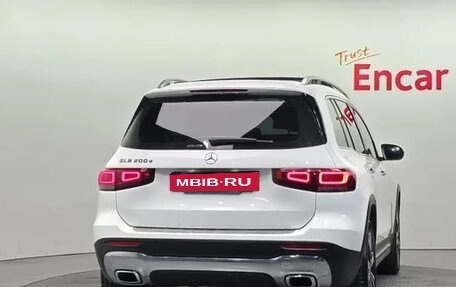 Mercedes-Benz GLB, 2023 год, 2 122 040 рублей, 4 фотография