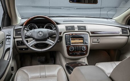 Mercedes-Benz R-Класс, 2012 год, 1 489 000 рублей, 6 фотография