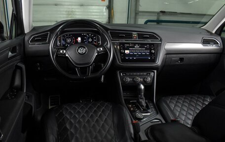 Volkswagen Tiguan II, 2019 год, 2 679 000 рублей, 6 фотография