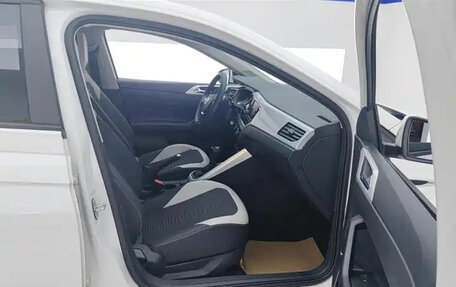 Volkswagen Polo, 2022 год, 967 040 рублей, 9 фотография