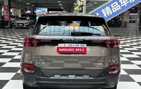 FAW Bestune T77, 2019 год, 995 000 рублей, 2 фотография