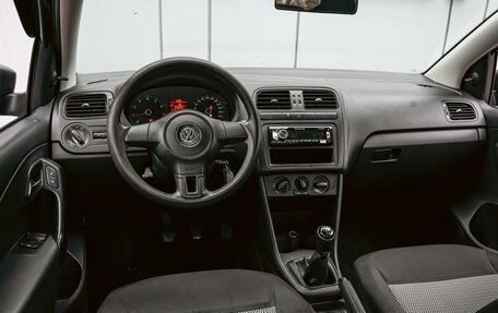 Volkswagen Polo VI (EU Market), 2013 год, 690 000 рублей, 6 фотография