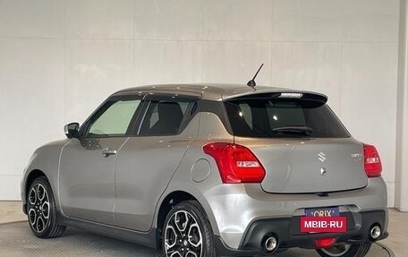 Suzuki Swift V, 2022 год, 1 130 000 рублей, 2 фотография