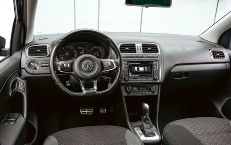 Volkswagen Polo VI (EU Market), 2018 год, 1 220 000 рублей, 6 фотография