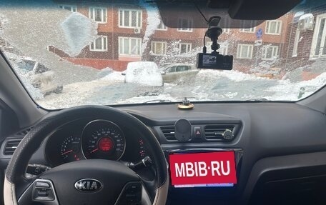 KIA Rio III рестайлинг, 2015 год, 1 100 000 рублей, 8 фотография