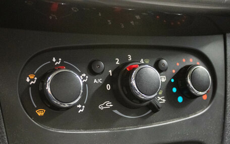 Renault Logan II, 2014 год, 499 000 рублей, 13 фотография