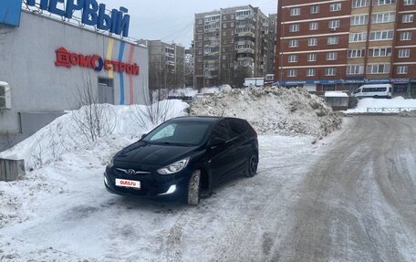 Hyundai Solaris II рестайлинг, 2011 год, 780 000 рублей, 6 фотография