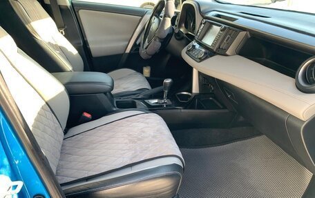 Toyota RAV4, 2016 год, 2 639 000 рублей, 15 фотография