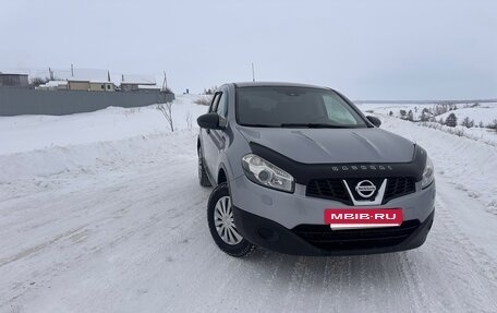 Nissan Qashqai, 2012 год, 870 000 рублей, 2 фотография