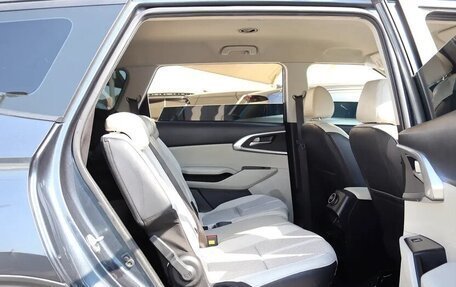 KIA Carens, 2024 год, 2 399 000 рублей, 13 фотография