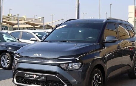 KIA Carens, 2024 год, 2 399 000 рублей, 3 фотография