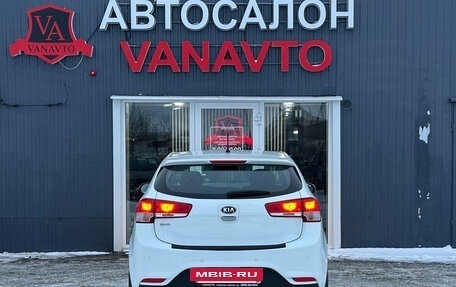 KIA Rio III рестайлинг, 2015 год, 1 180 000 рублей, 7 фотография