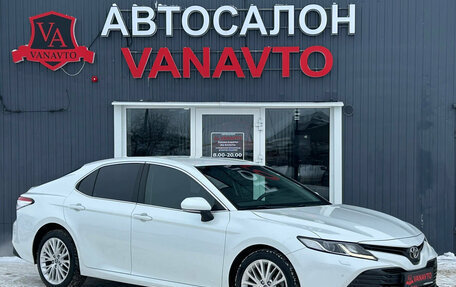 Toyota Camry, 2019 год, 2 790 000 рублей, 3 фотография