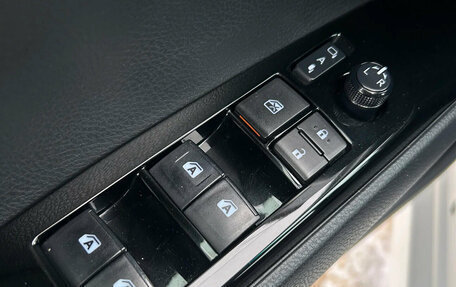 Toyota Camry, 2019 год, 2 790 000 рублей, 23 фотография