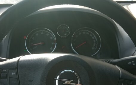 Opel Antara I, 2013 год, 1 200 000 рублей, 28 фотография