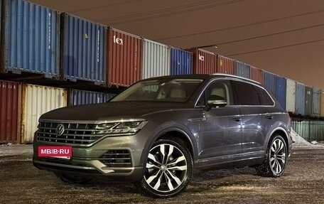 Volkswagen Touareg III, 2019 год, 5 100 000 рублей, 7 фотография
