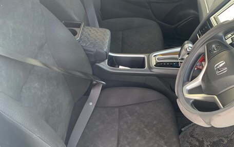 Honda Shuttle II, 2016 год, 1 350 000 рублей, 3 фотография