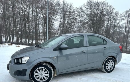 Chevrolet Aveo III, 2013 год, 2 фотография
